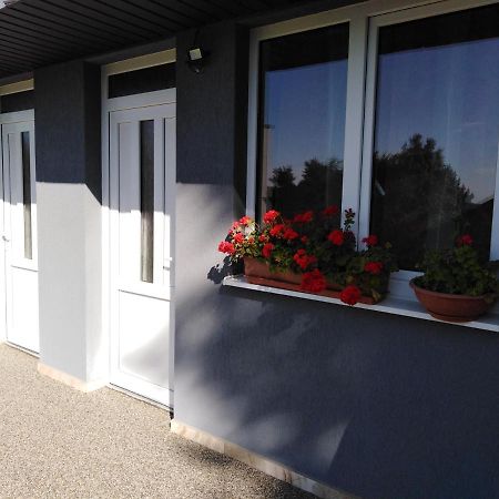 Apartmany Fantagiro Kaluža Dış mekan fotoğraf